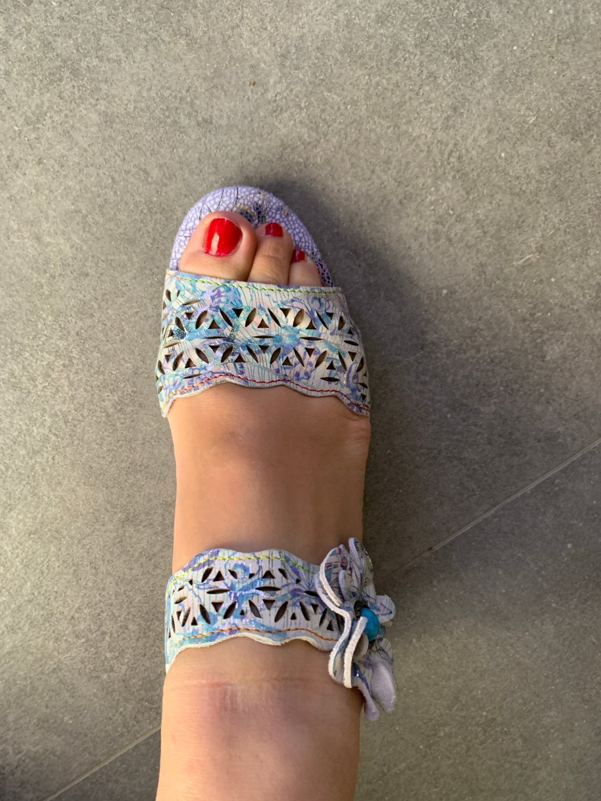 Laura Vita Sandalen Maat 38 - Kleurrijk en Uniek Design, Ophalen of Verzenden, Zo goed als nieuw, Overige kleuren, Sandalen of Muiltjes
