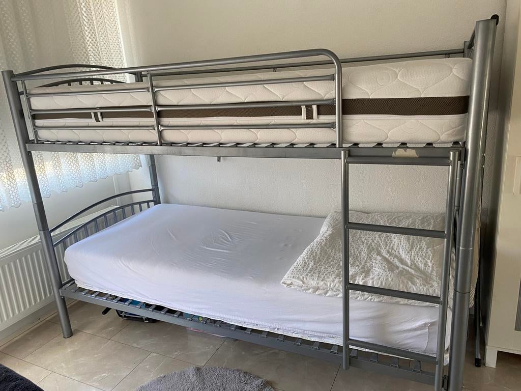 Stapelbed te koop 2 matrassen, Huis en Inrichting, Slaapkamer | Stapelbedden en Hoogslapers, 90 cm, 160 tot 180 cm, Tweepersoons
