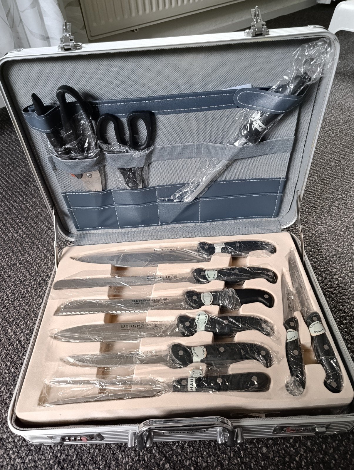 Berghaus Bestekset in Koffer - Nieuwstaat, Bestekset, Nieuw, Ophalen of Verzenden, Rvs of Chroom