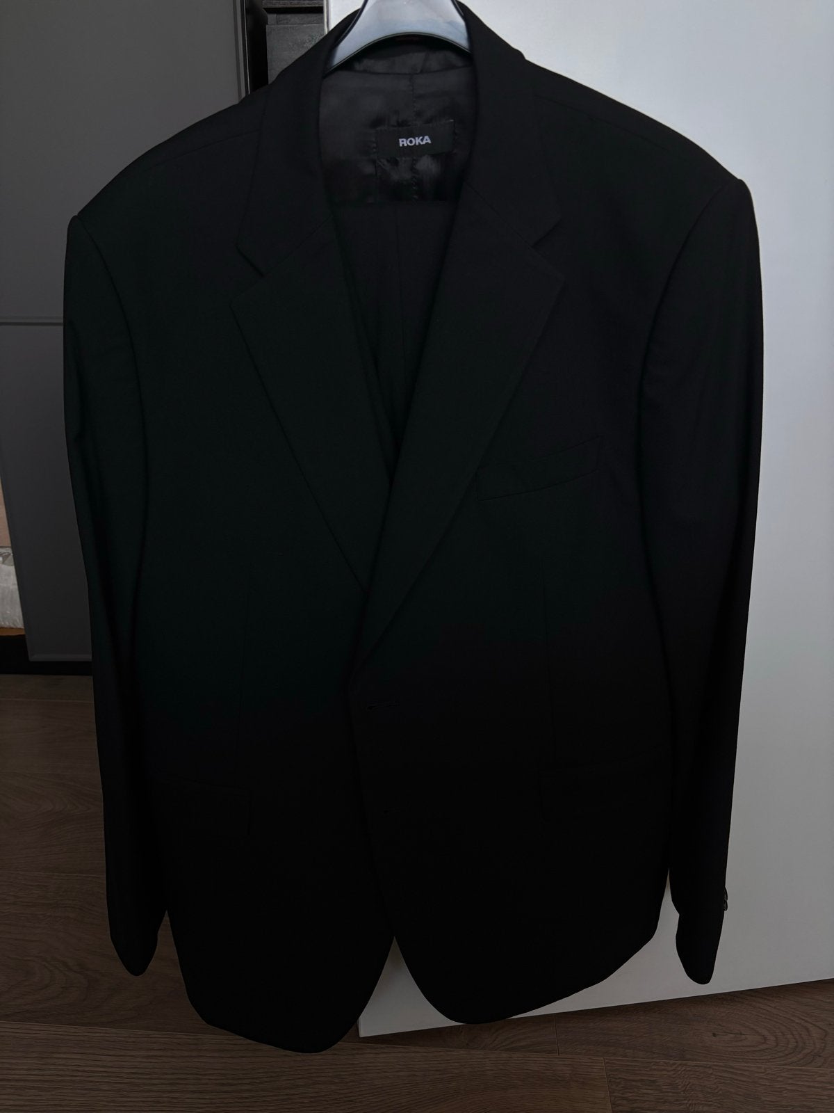 Roka Zwart Kostuum - Maat 60 (XL), Verzenden, Zo goed als nieuw, Maat 56/58 (XL), Zwart