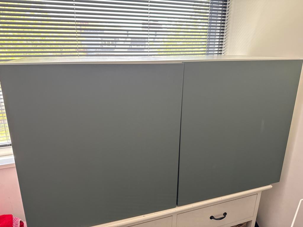 Besta kast, 2 groen achtig kleur deuren, Ophalen of Verzenden, Gebruikt