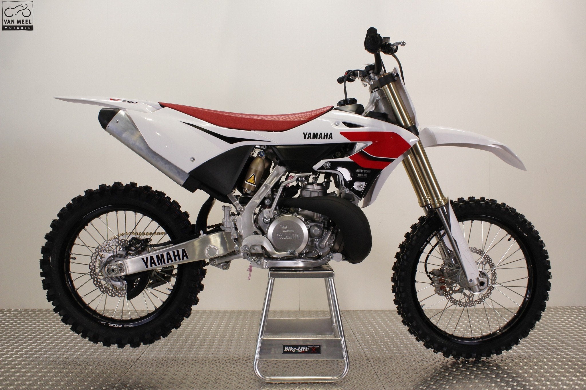 Yamaha YZ 250 LC 70th Anniversary (bj 2026), Motoren, Klantenservice@yamaha-motor.nl, Crossmotor, Koolhovenlaan 101
1119 NC  Schiphol-Rijk, NL