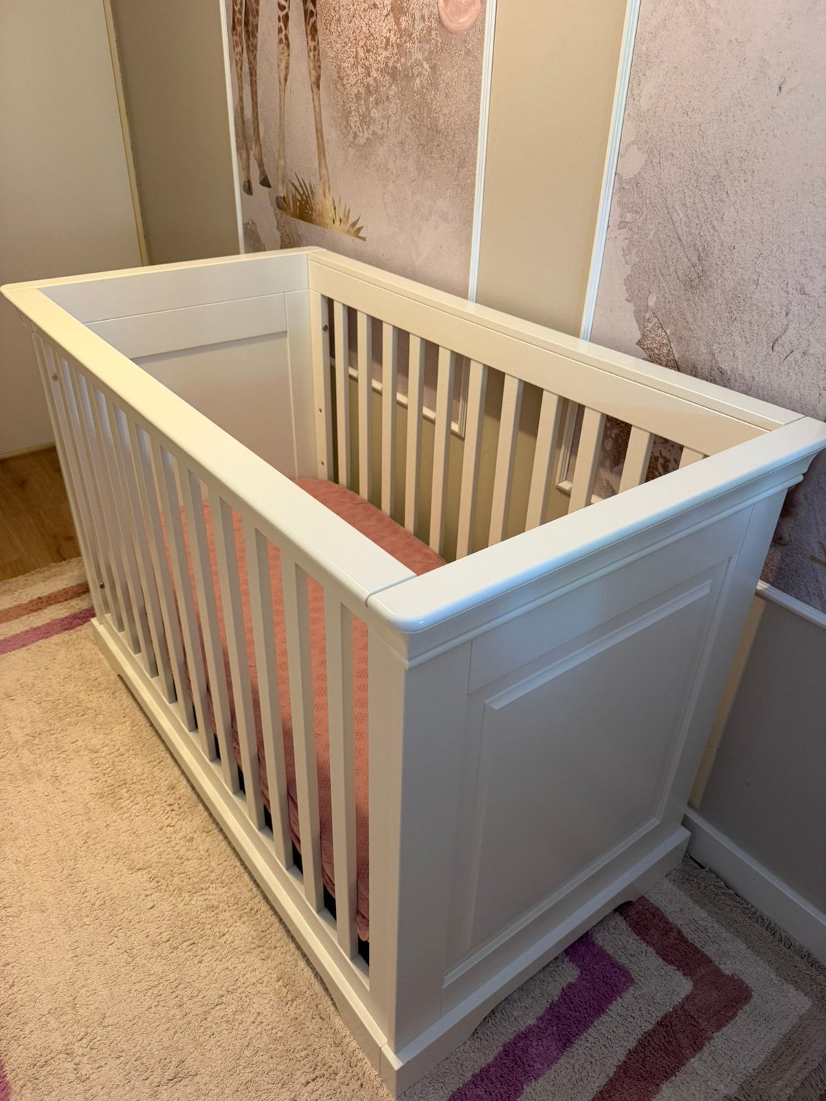 Kidsmill Chateau ledikant en commode, Ophalen, Zo goed als nieuw, Jongetje of Meisje