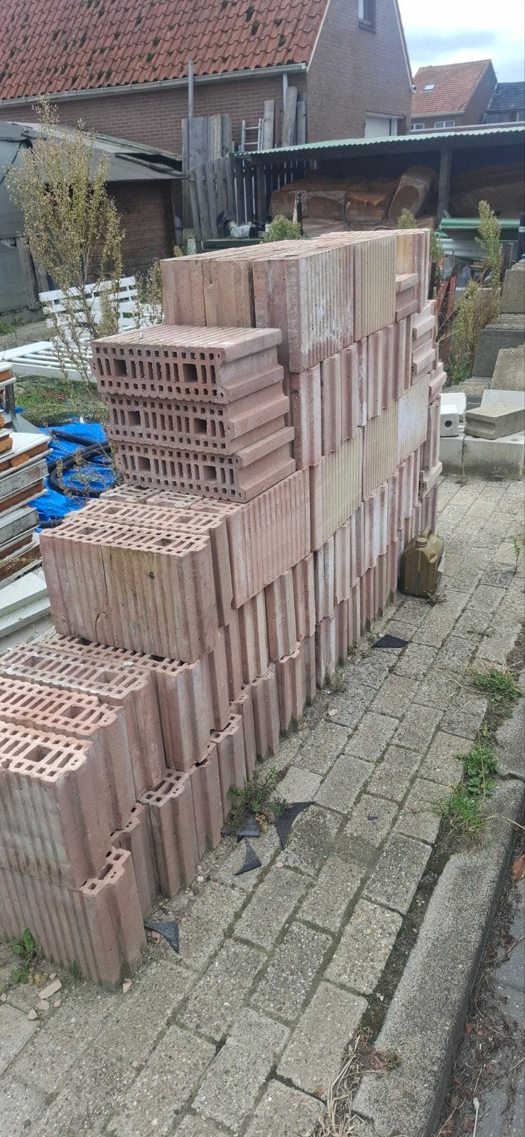 nog +_ 20 stuks gebruikte bakstenen, Ophalen, Zo goed als nieuw, Overige typen