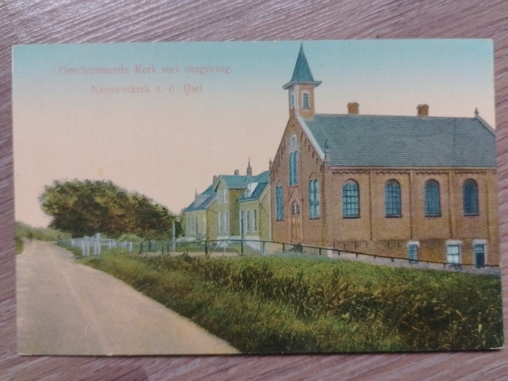 Nieuwerkerk aan den IJssel, Gereformeerde Kerk, Kerklaan, Verzamelen, Ansichtkaarten | Nederland, Ophalen of Verzenden, 1920 tot 1940