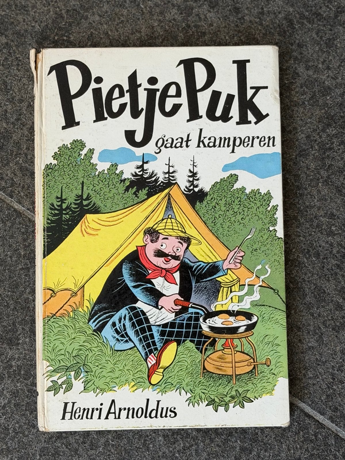 Pietje Puk gaat kamperen - Henri Arnoldus, Ophalen, Gelezen, Fictie algemeen