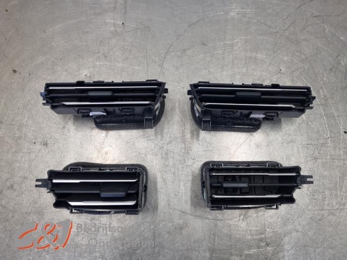 Luchtrooster Dashboard van een Ford Transit Custom, Gebruikt, -, -, Ophalen of Verzenden