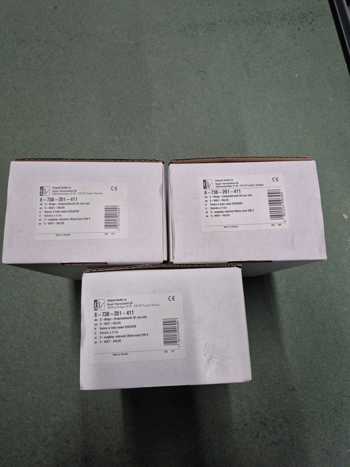 Nieuwe Bosch 3 wegkleppen 28mm 230V (warmtepomp/cv ketel), Ophalen of Verzenden, Nieuw