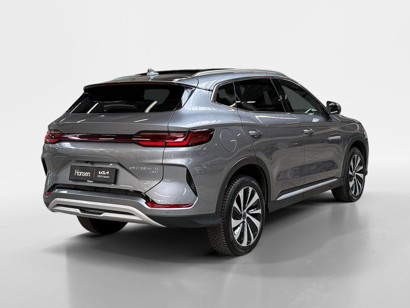 BYD SEAL U 1.5 DM-i FWD Boost I PHEV I Panoramadak I 360 Cam, Auto's, Automaat, Seal U, 750 kg, 4 cilinders