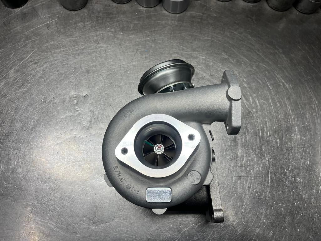 Turbo 4.2L TD 204pk Toyota Land cruiser, Ophalen of Verzenden, Nieuw, Toyota