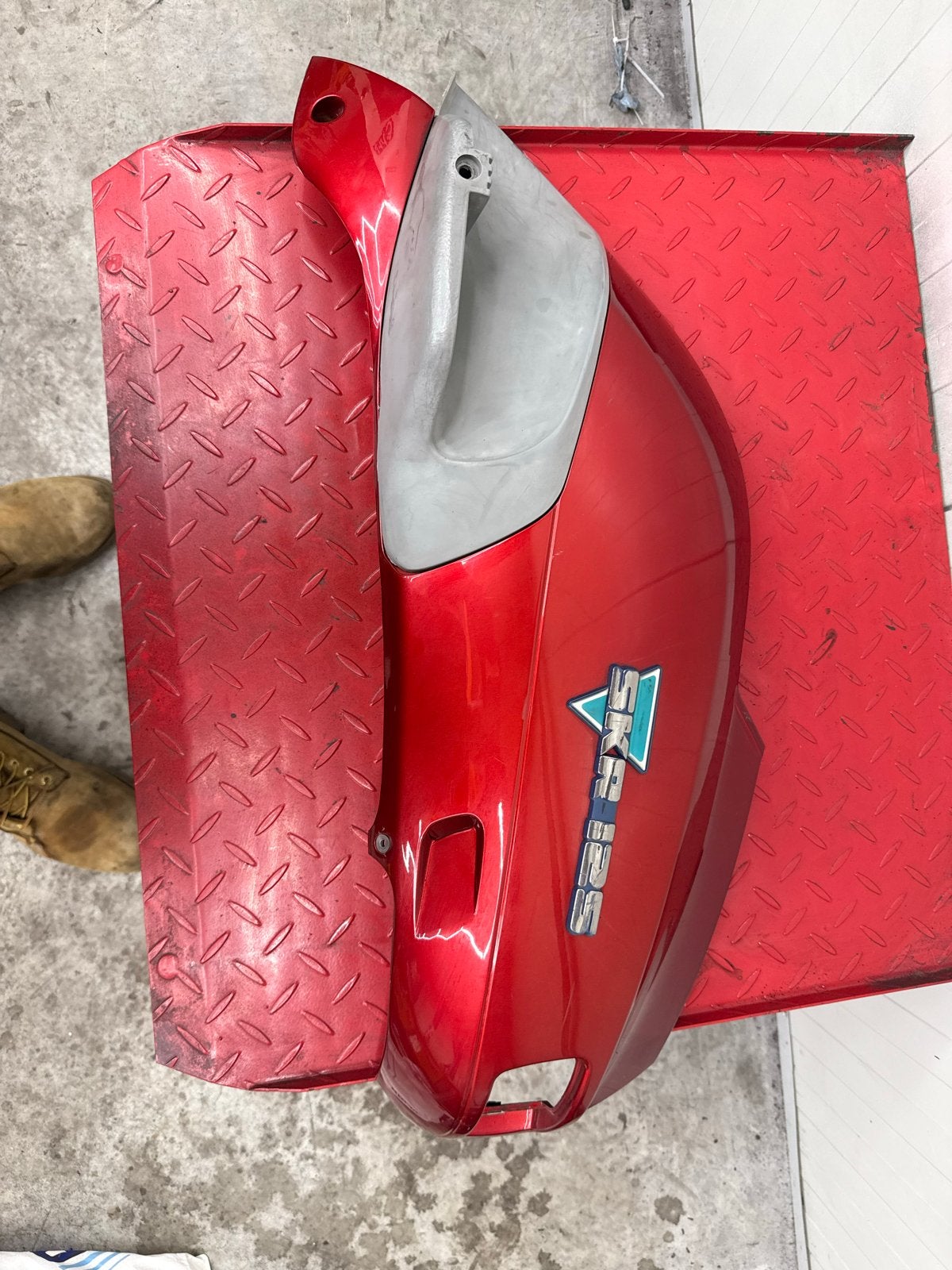 Piaggio SKR / Skipper zijkap rood - mist 1 ophangpunt, Ophalen of Verzenden, Gebruikt, Kap, Piaggio