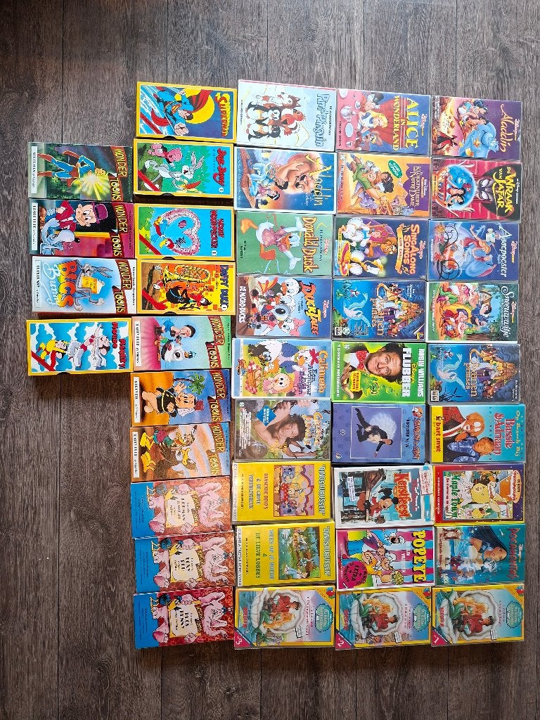 Grote collectie VHS banden, Disney, Looney Tunes, etc., Cd's en Dvd's, VHS | Kinderen en Jeugd, Tekenfilm, Alle leeftijden, Zo goed als nieuw