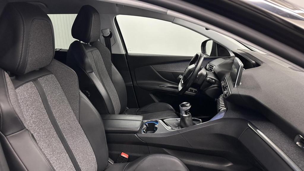 Peugeot 5008 1.2 PureTech Blue Lease Premium NAVI LM CAMERA., 1280 kg, Gebruikt, 1199 cc, Met garantie (alle)