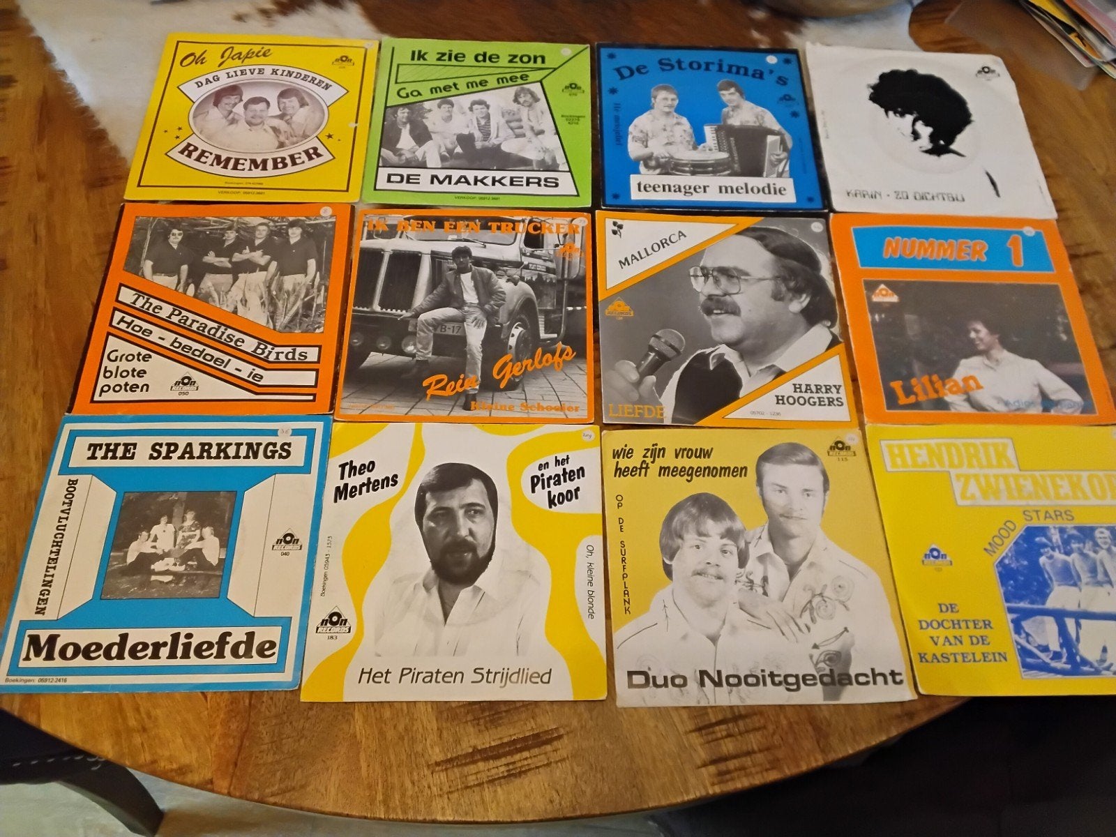 partij singles verzameling N.O.N Records singles vinyl 79 st, Verzenden, Gebruikt, Overige formaten, Levenslied of Smartlap