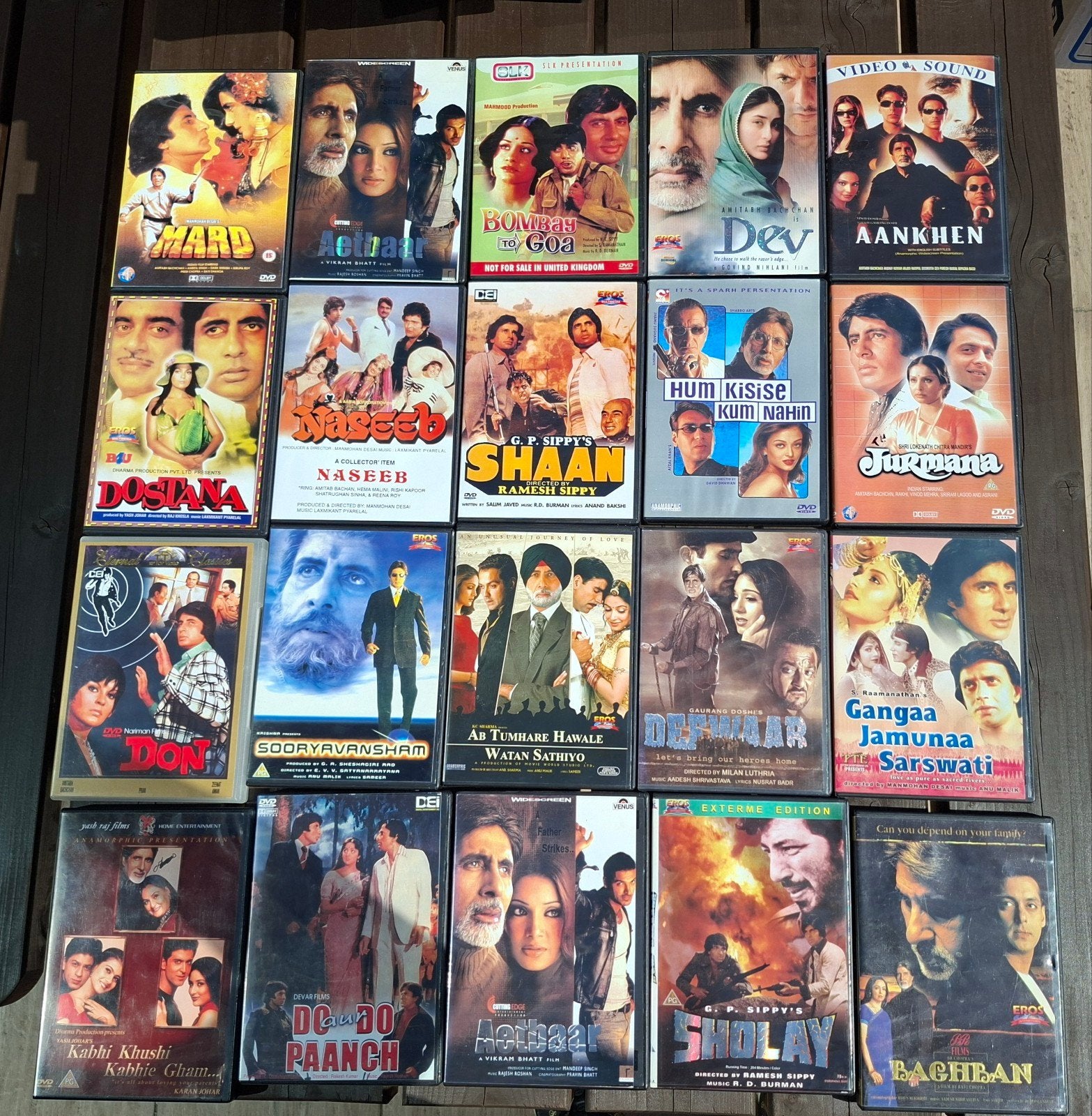 Bollywood DVD's - Amitabh Bachchan, Vanaf 12 jaar, Ophalen of Verzenden, Zo goed als nieuw