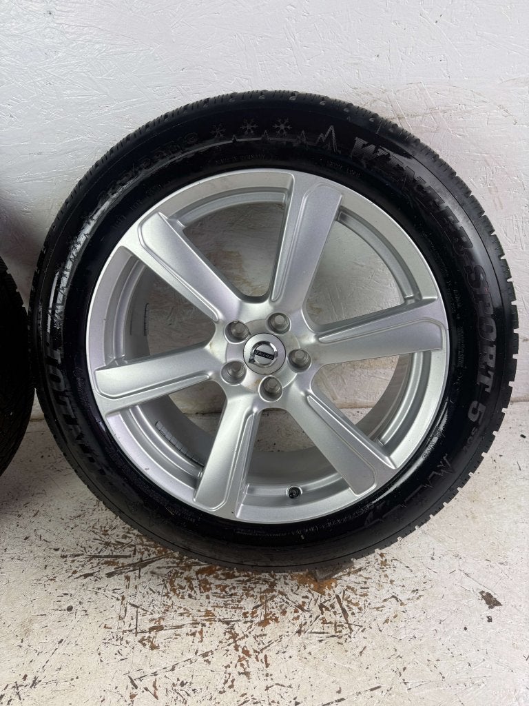 Originele Volvo XC90 velgen 19" 5x108 winterset Dunlop 8MM, Gebruikt, Banden en Velgen, Niet ingevuld, 235 mm