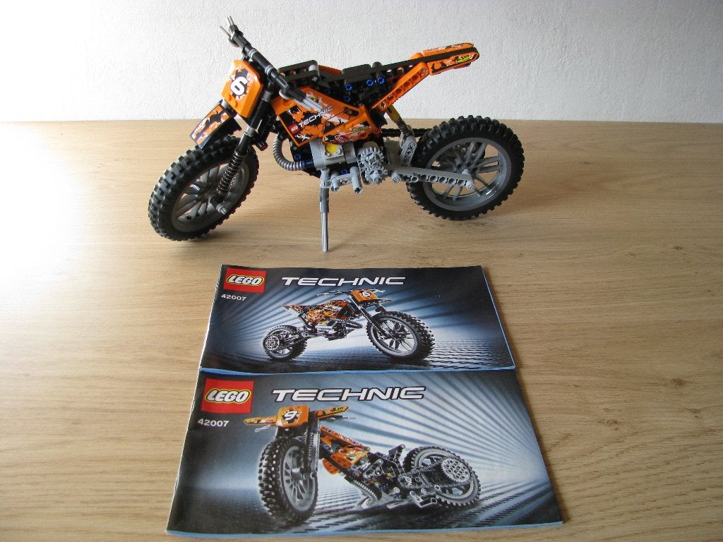 Lego Technic - 42007 - Cross Motor, Ophalen, Lego, Compleet, Zo goed als nieuw