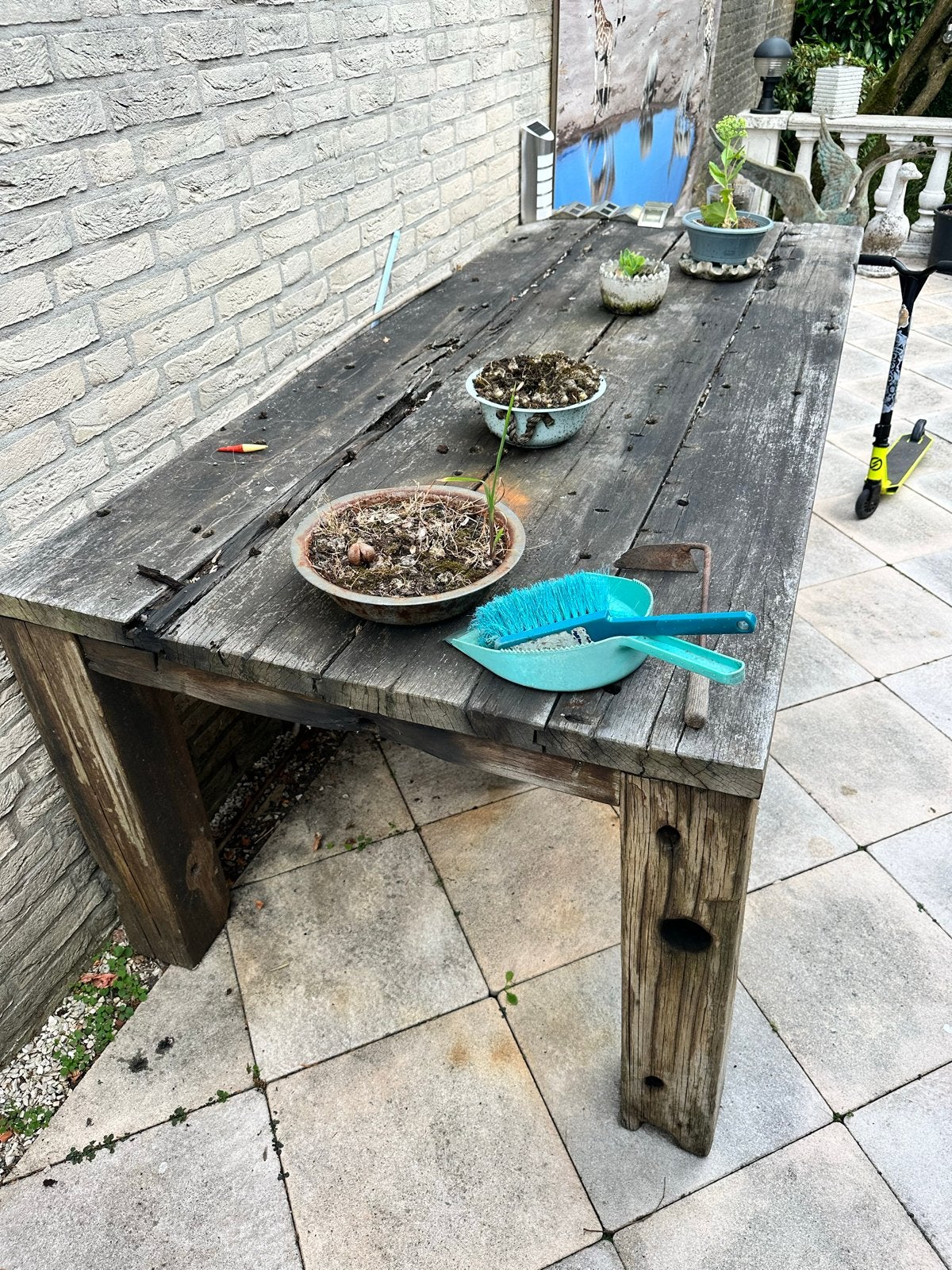 GRATIS Robuuste houten tuintafel - Gebruikt, Tuin en Terras, Tuintafels, Gebruikt, Rechthoekig, Hout, Ophalen