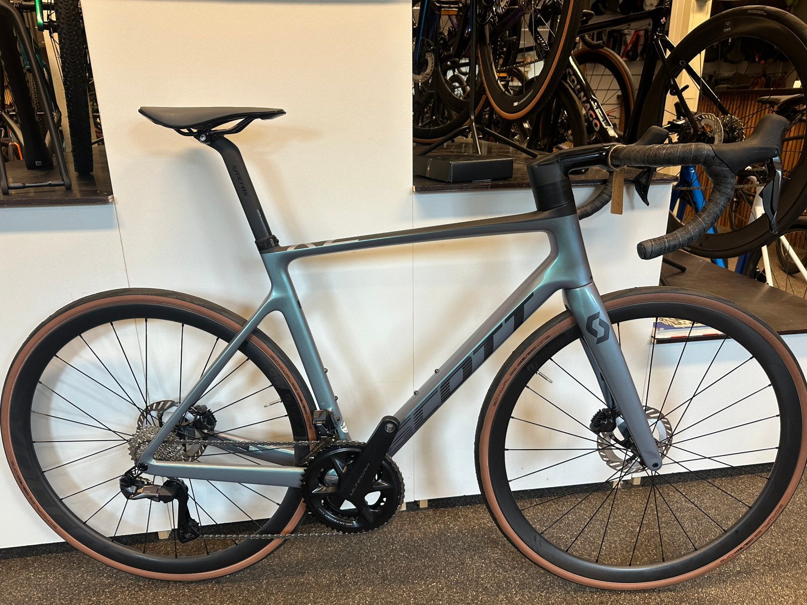 Tour actie ! Nieuwe scott addict rc15 maat l €3999,-, Carbon, Nieuw, 49 tot 53 cm, Meer dan 20 versnellingen