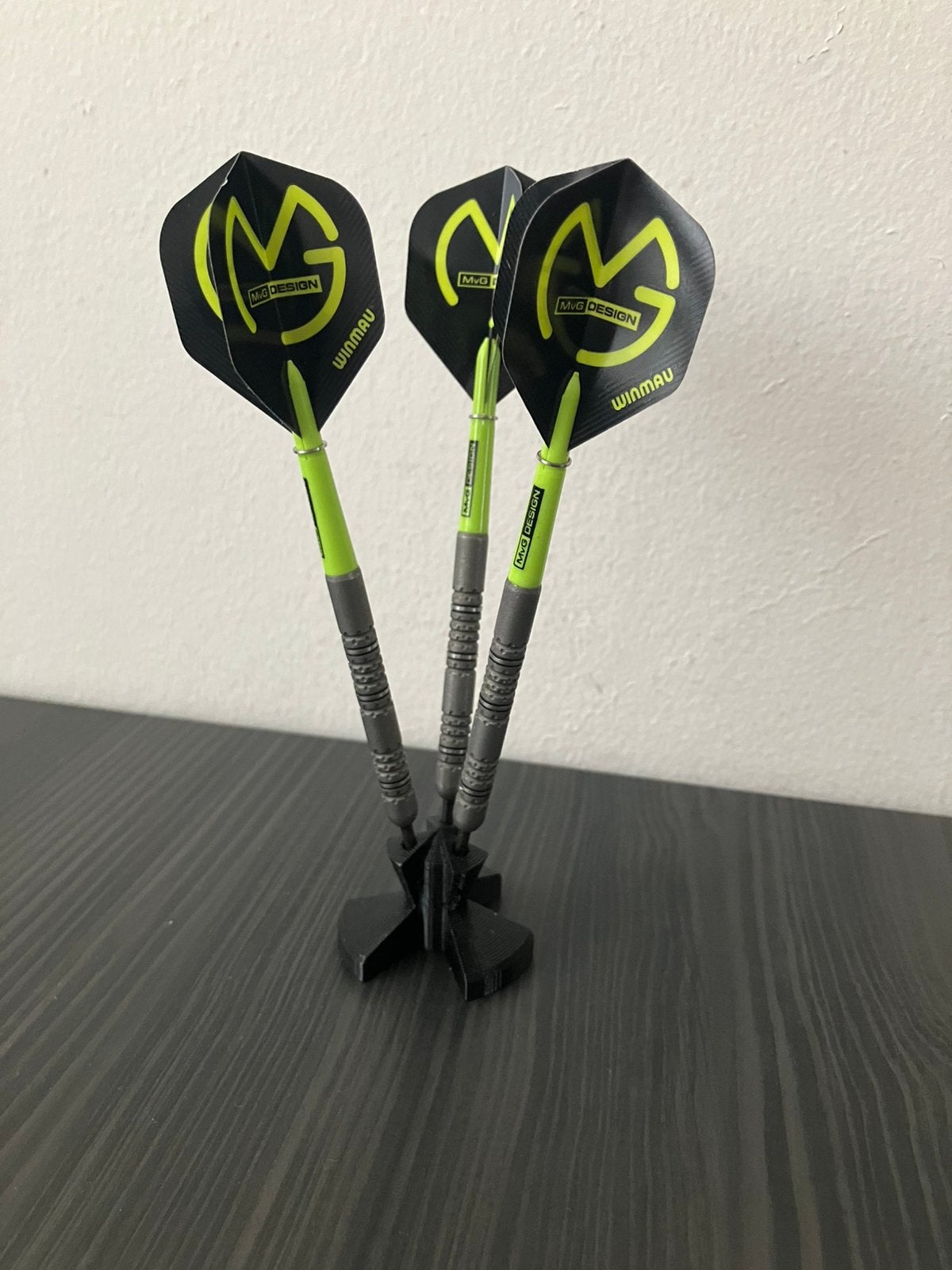 Mvg Signature Edition, Sport en Fitness, Darts, Ophalen of Verzenden, Zo goed als nieuw, Pijlen