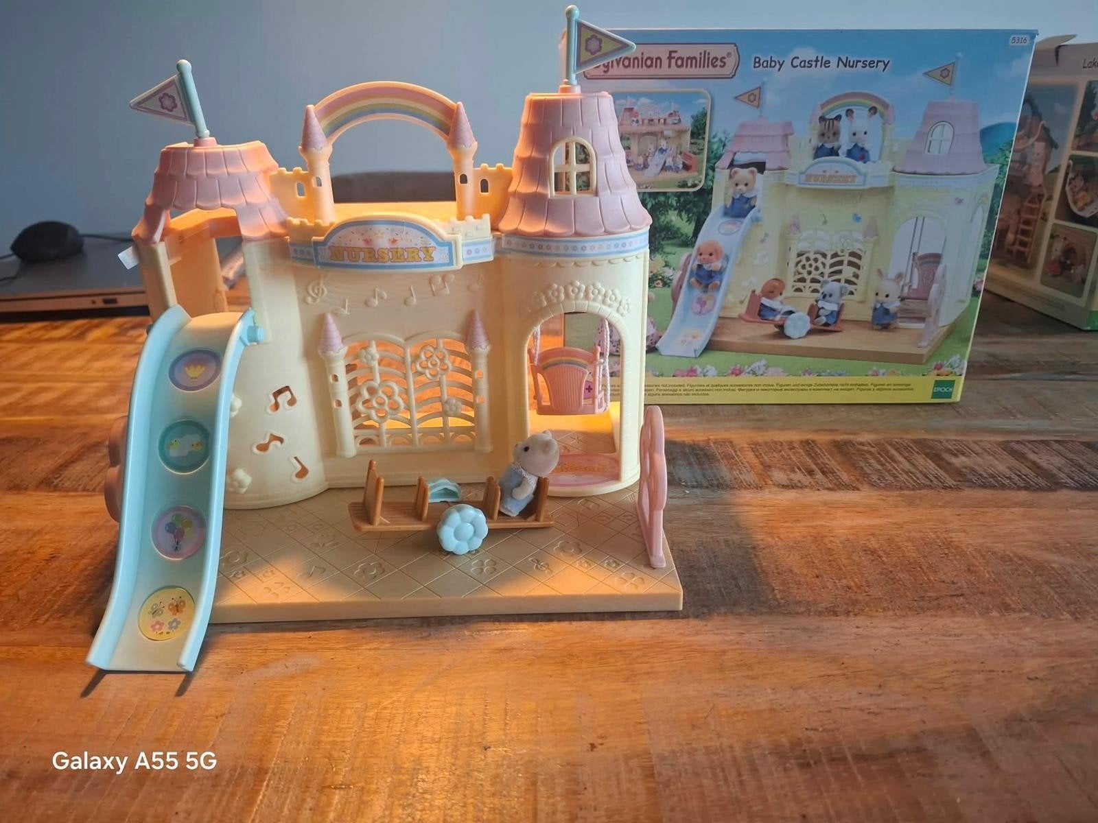 sylvanian family baby castle nursery 5316, Kinderen en Baby's, Ophalen of Verzenden, Zo goed als nieuw, Poppenhuis