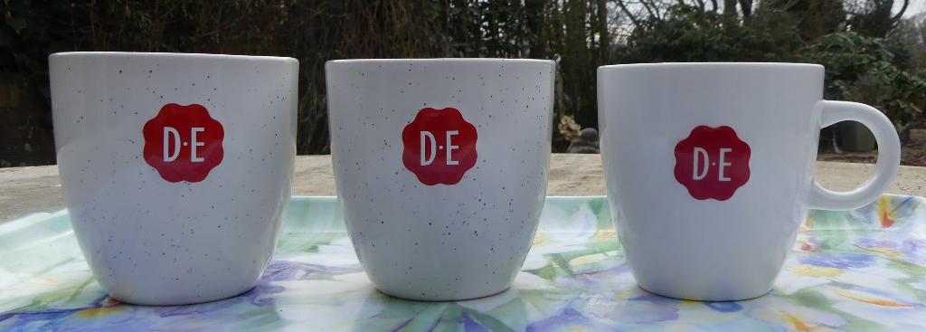 Serie Grote Douwe Egberts Mokken, Nieuw, Ophalen of Verzenden, Overige stijlen, Kop(pen) en/of Schotel(s)