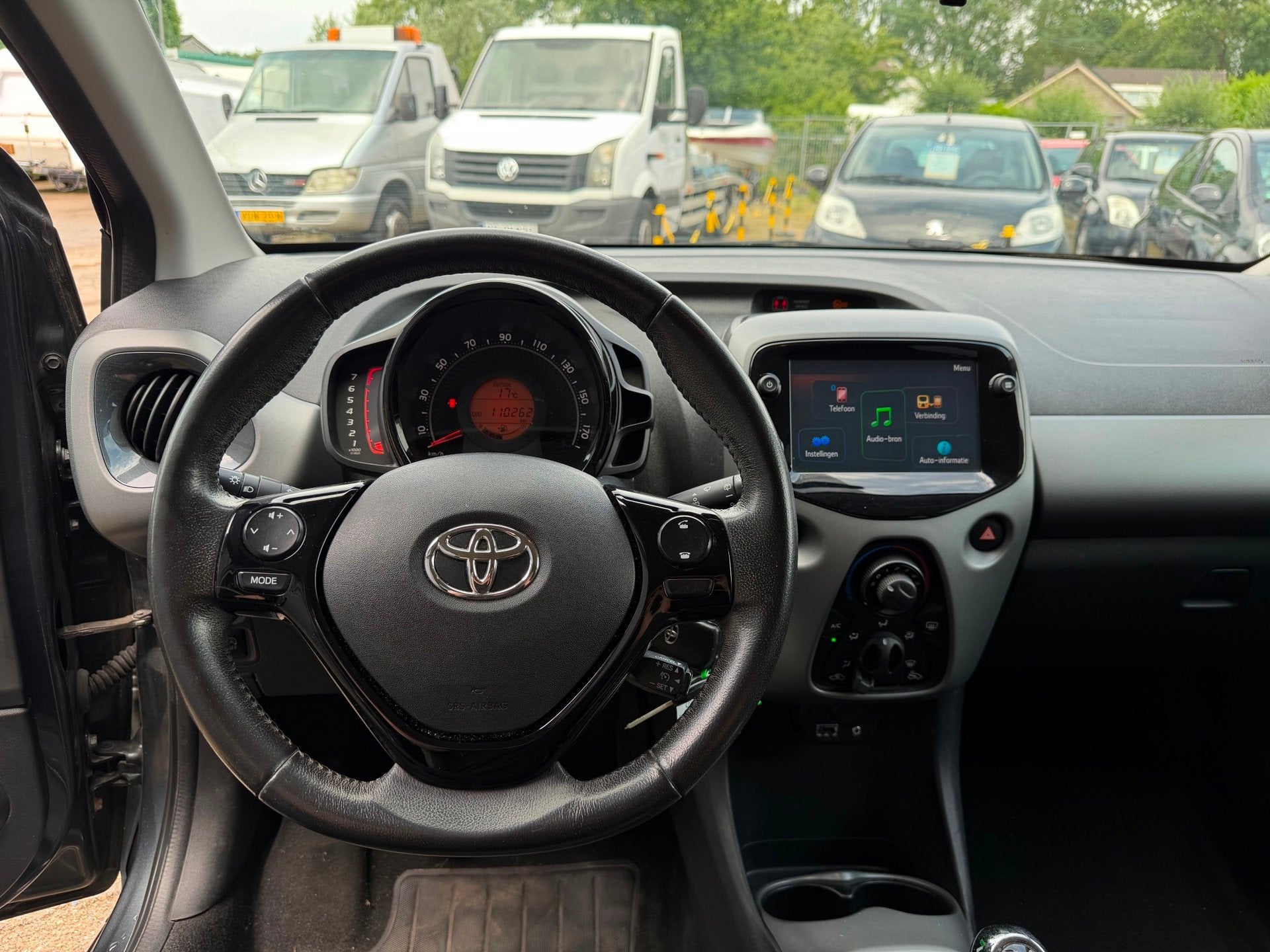 Toyota Aygo 1.0 VVT-i | Achteruitrij Camera | E-Pakket | Air, Voorwielaandrijving, Gebruikt, Euro 6, Origineel Nederlands