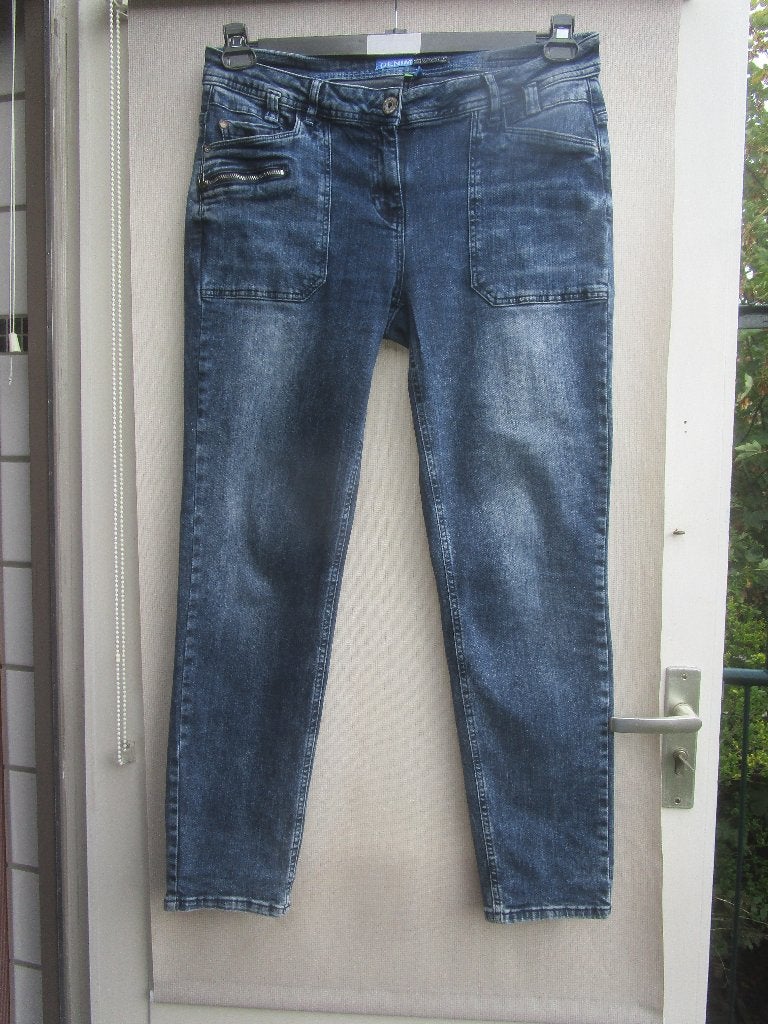 Spijkerbroek CECIL mt  42 dikkere  broek., Kleding | Dames, Blauw, Ophalen of Verzenden, Zo goed als nieuw, W33 - W36 (confectie 42/44)