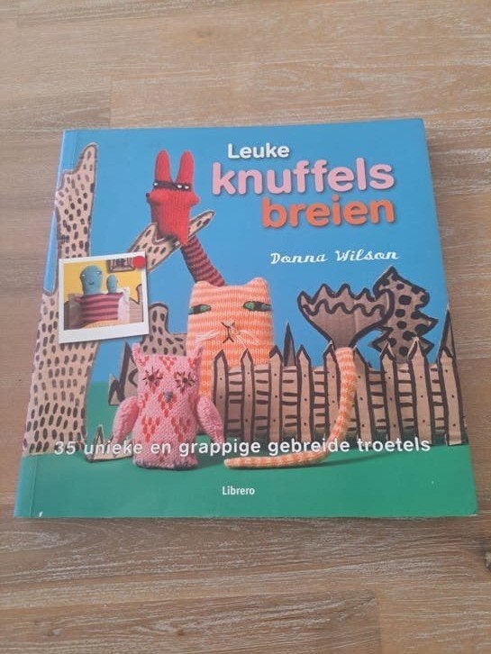 Leuke Knuffels Breien - Donna Wilson (35 patronen), Boeken, Verzenden, Zo goed als nieuw, Breien en Haken, Donna Wilson