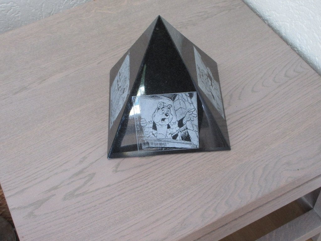Bommel en Tom Poes op de piramide graniet, Eén stripboek, Ophalen of Verzenden, Nieuw
