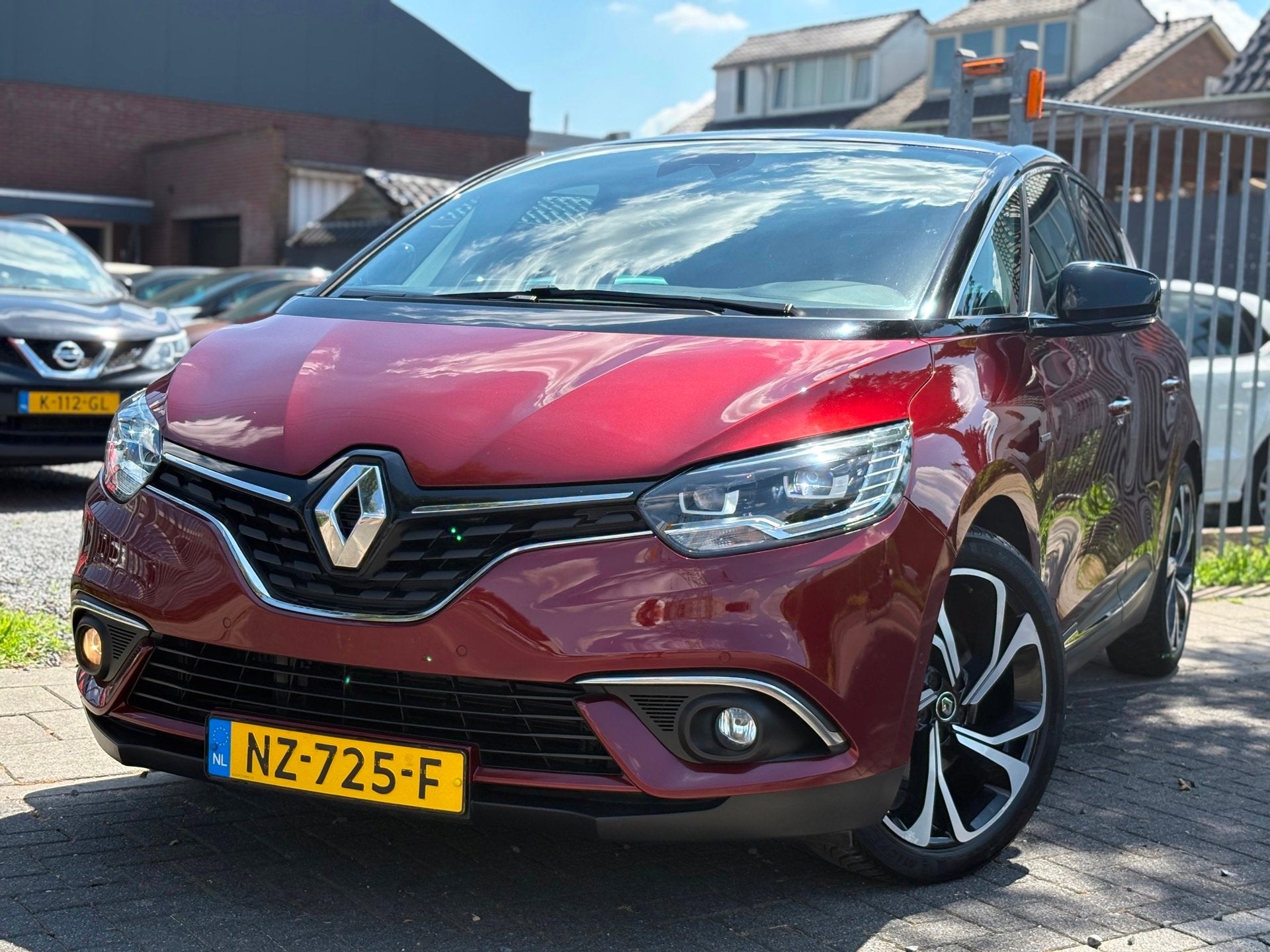 Renault Scénic 1.2 TCe Bose | LED | 20” LMV | Trekhaak |, Auto's, Renault, Voorwielaandrijving, Gebruikt, 4 cilinders, 1850 kg