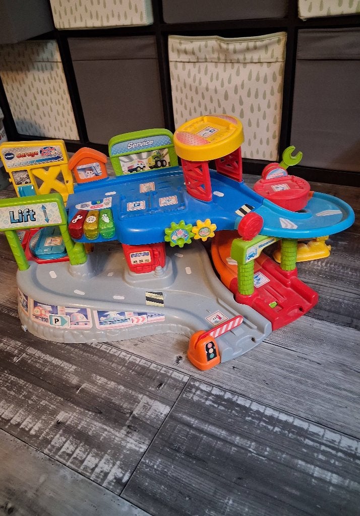 Heel veel toet toet auto's vtech., Ophalen, Zo goed als nieuw, 2 tot 4 jaar
