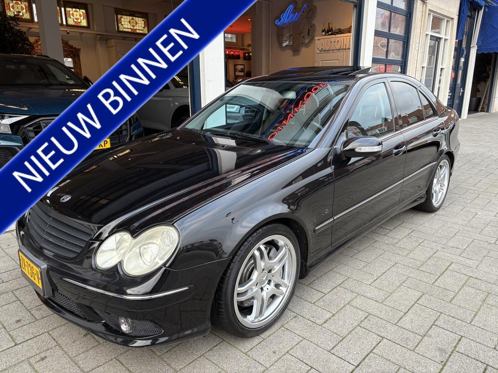 Mercedes-Benz C-Klasse AMG 55 FACELIFT/SCHUIFDAK (bj 2005), Auto's, Automaat, Stoelverwarming, Achterwielaandrijving, Gebruikt