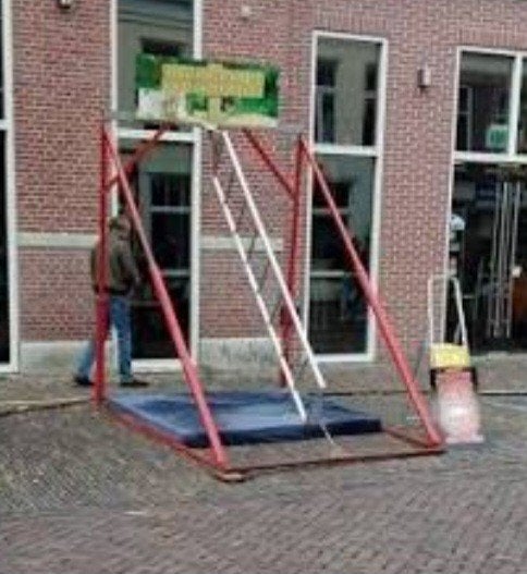 Kermis Ladder Spel - Beklim de Ladder Attractie Gezocht, Ophalen, Gebruikt