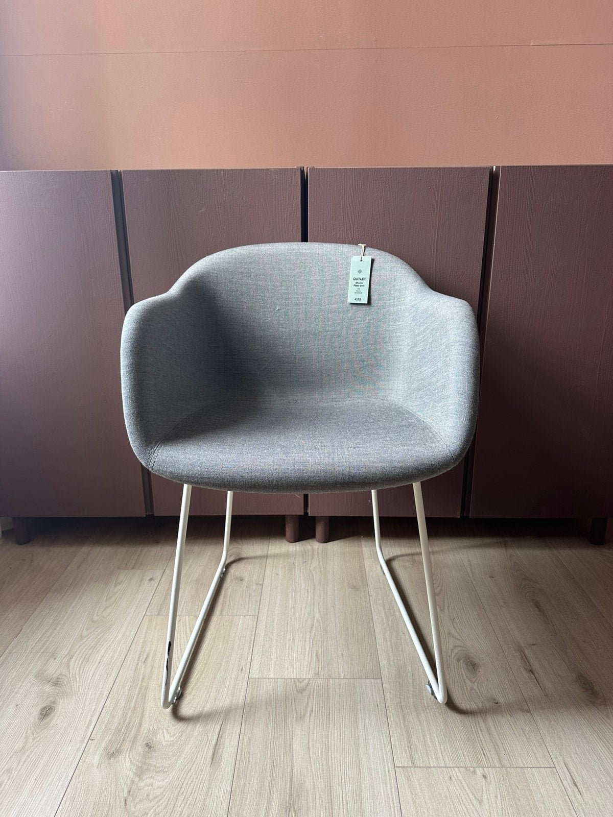 Muuto Fiber Arm, Huis en Inrichting, Stoelen, Ophalen, Zo goed als nieuw, Wit, Eén