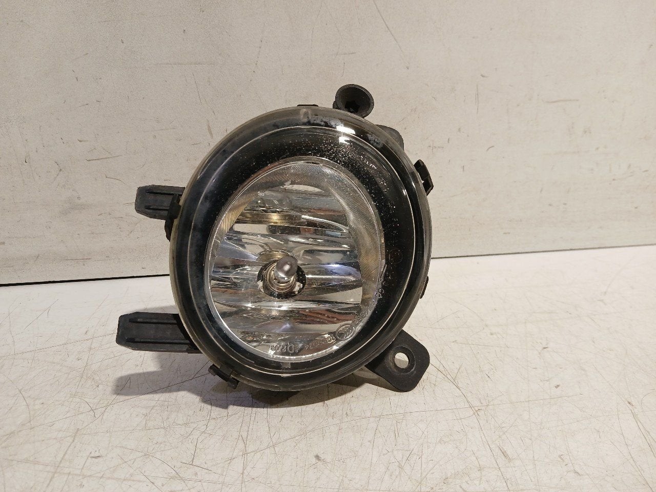 Mistlamp links BMW 2 serie, Onderdelen@venauto.nl, Van der Ven Autorecycling B.V., Gebruikt, Ettenseweg 76, 4706 PB Roosendaal, The Netherlands