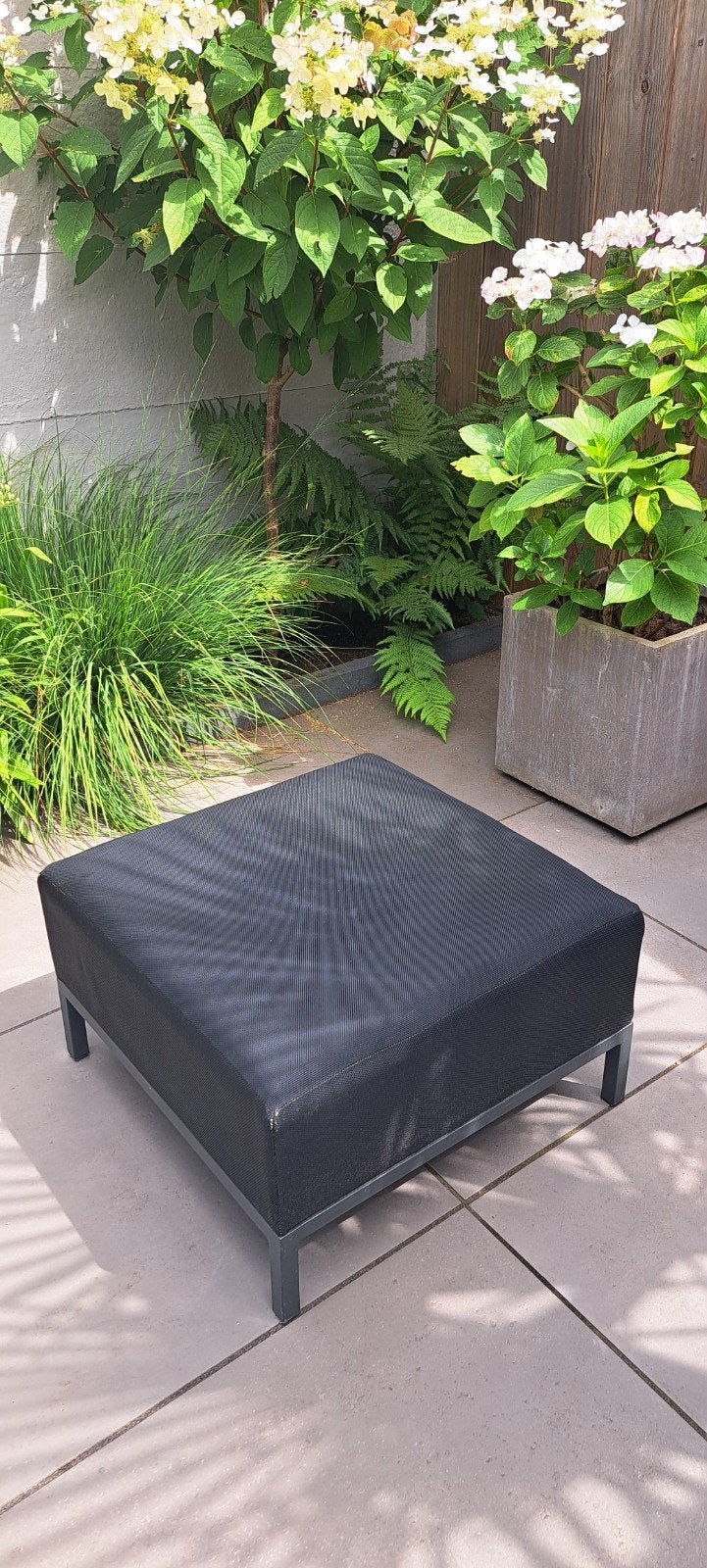 All-weather poef/tafel voor buiten winkelprijs 150 euro, Ophalen, Gebruikt, Modern, Buitenleven, Stof