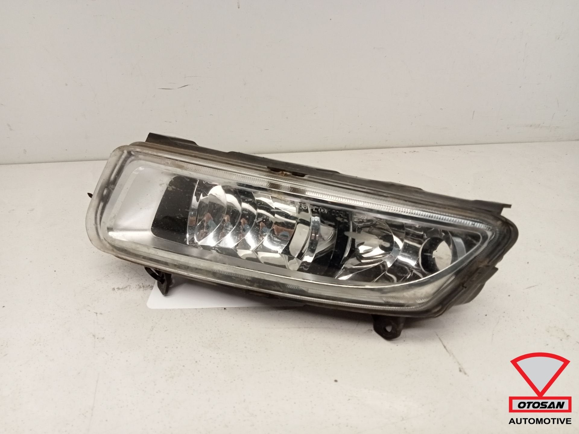 VW Polo 6R Origineel! Mistlamp Links, Auto-onderdelen, Gebruikt, Volkswagen, Volkswagen AG, Berliner Ring 2
38440  Wolfsburg, DE