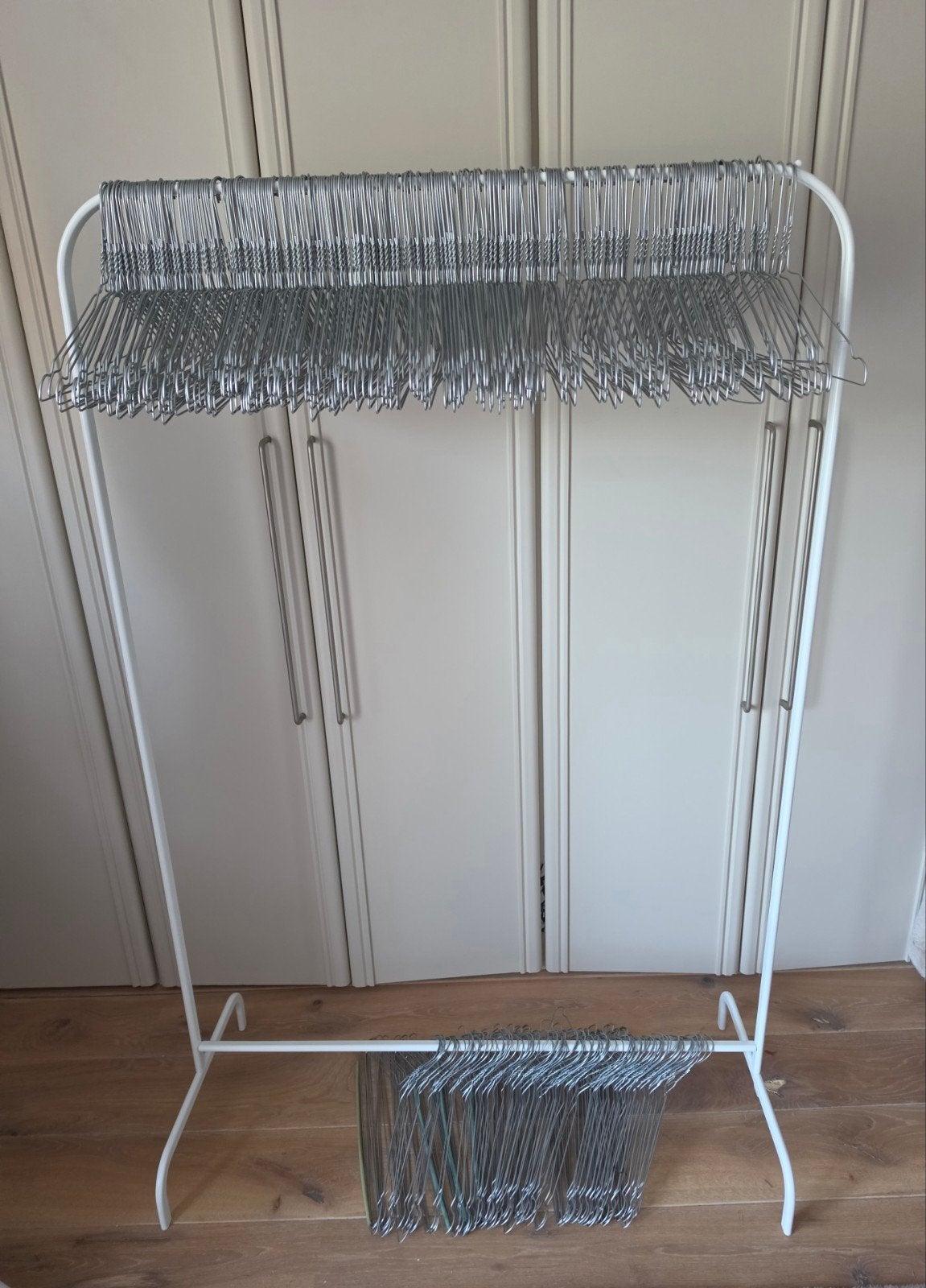 Metalen draad stomerij hangers - 235 plus100, Ophalen of Verzenden, Gebruikt, Metaal, Volwassenen
