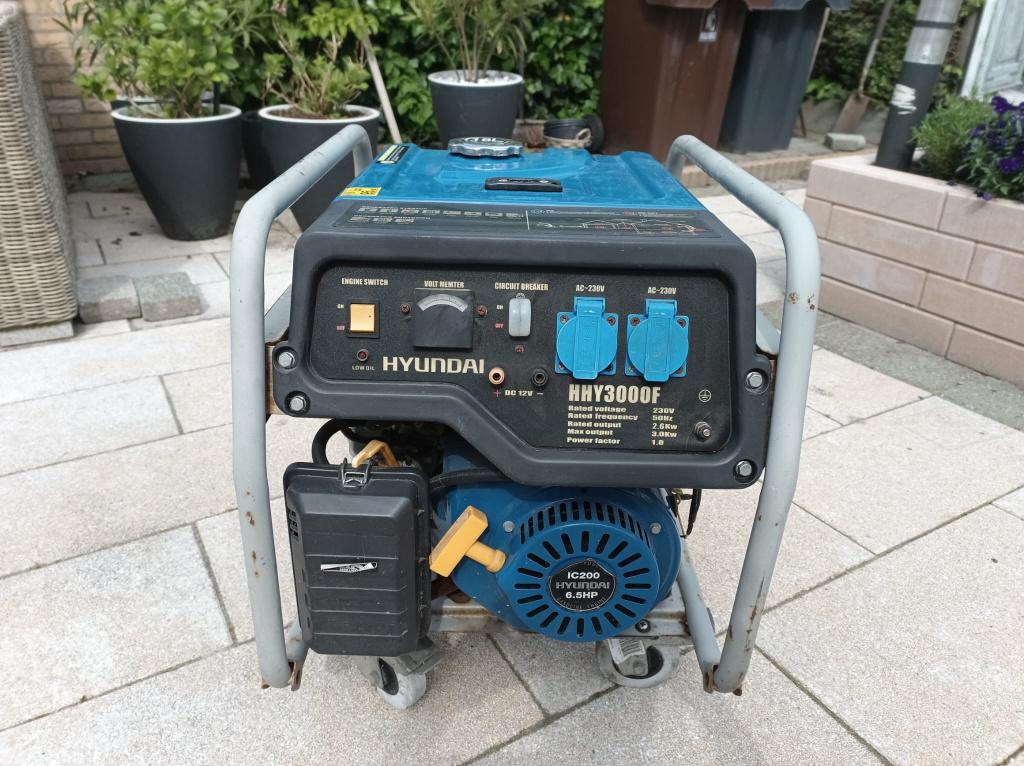 Hyundai HHY3000F Aggregaat / Generator 3KW, Ophalen, Zo goed als nieuw