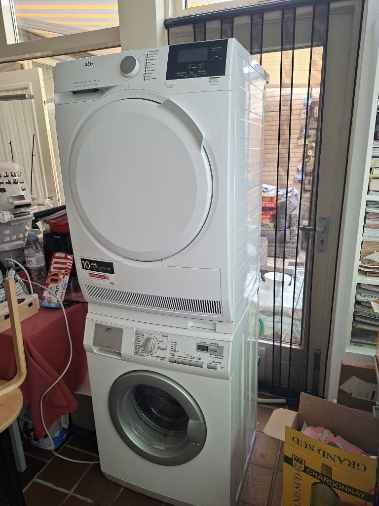 Wasmachine en droger, Witgoed en Apparatuur, Ophalen, Zo goed als nieuw, Voorlader, 85 tot 90 cm