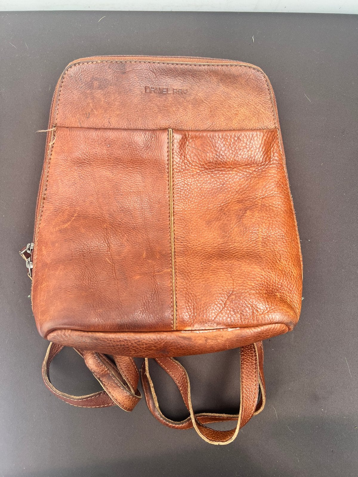Te Koop Leren Rugtas Daniël Ray Gebruikt Bruin, Ophalen of Verzenden, Zo goed als nieuw, Overige merken, 30 tot 45 cm