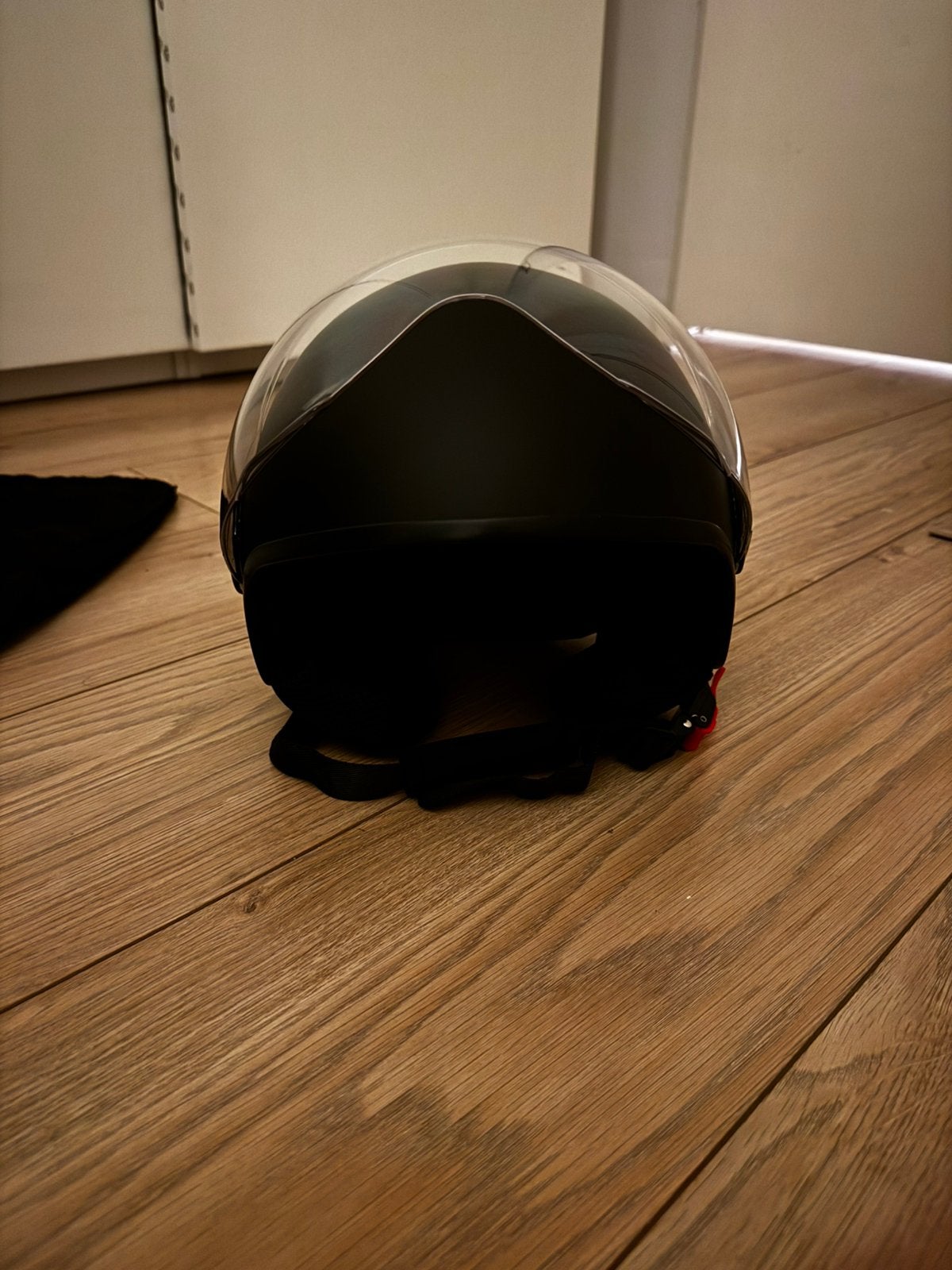 Zwarte helm maat L, Fietsen en Brommers, Ophalen, Nieuw, Large