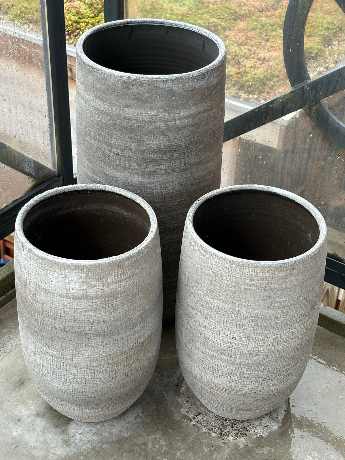 Set van 3 grijze plantenpotten- diverse maten, Ophalen, Overige materialen, Binnen, Zo goed als nieuw