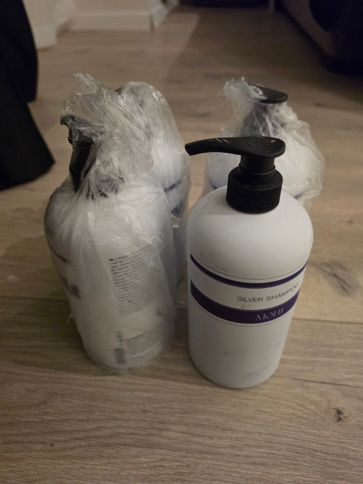 Max pro MOHI SLIVER SHAMPOO, Ophalen