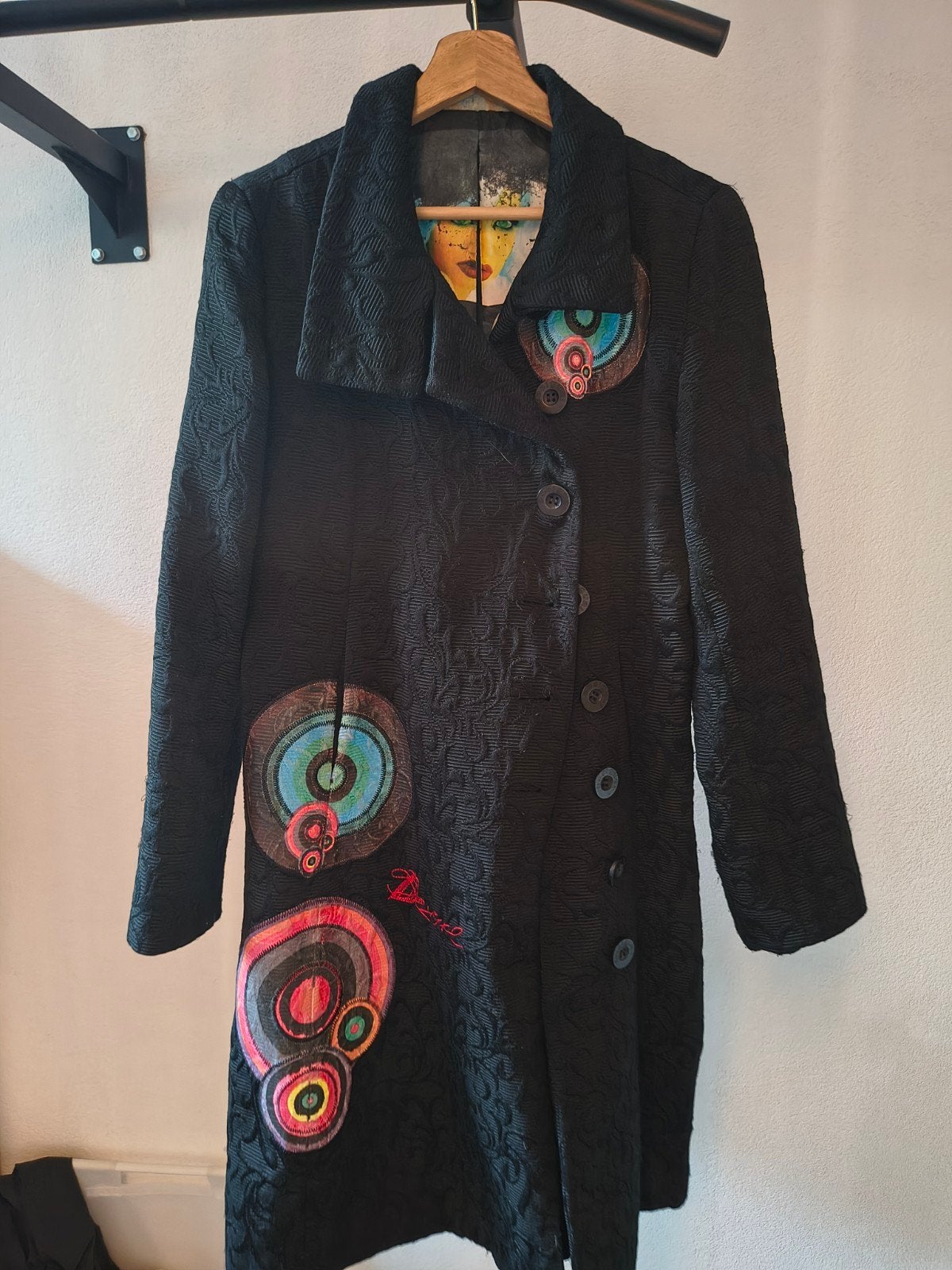 Desigual jas maat 42 met unieke borduursels, Zwart, Maat 42/44 (L), Ophalen of Verzenden, Zo goed als nieuw