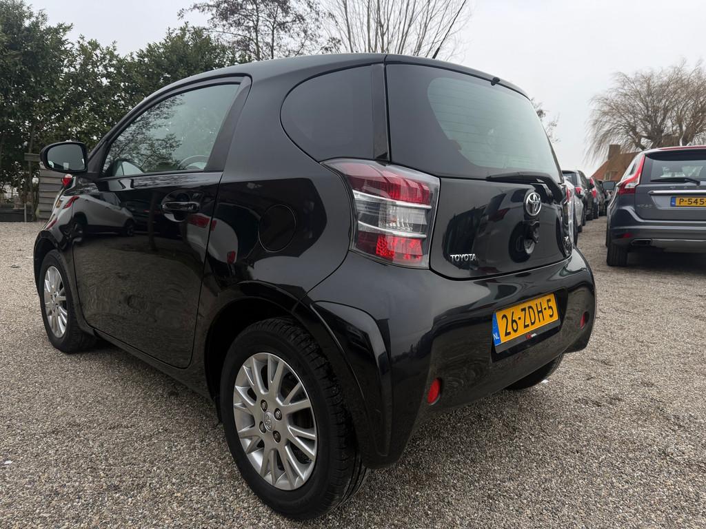 Toyota IQ 1.0 VVTi Comfort AUTOMAAT Clima Cruise Keyless Pus, Auto's, Toyota, Gebruikt, Traction-control, 4 stoelen, Bedrijf