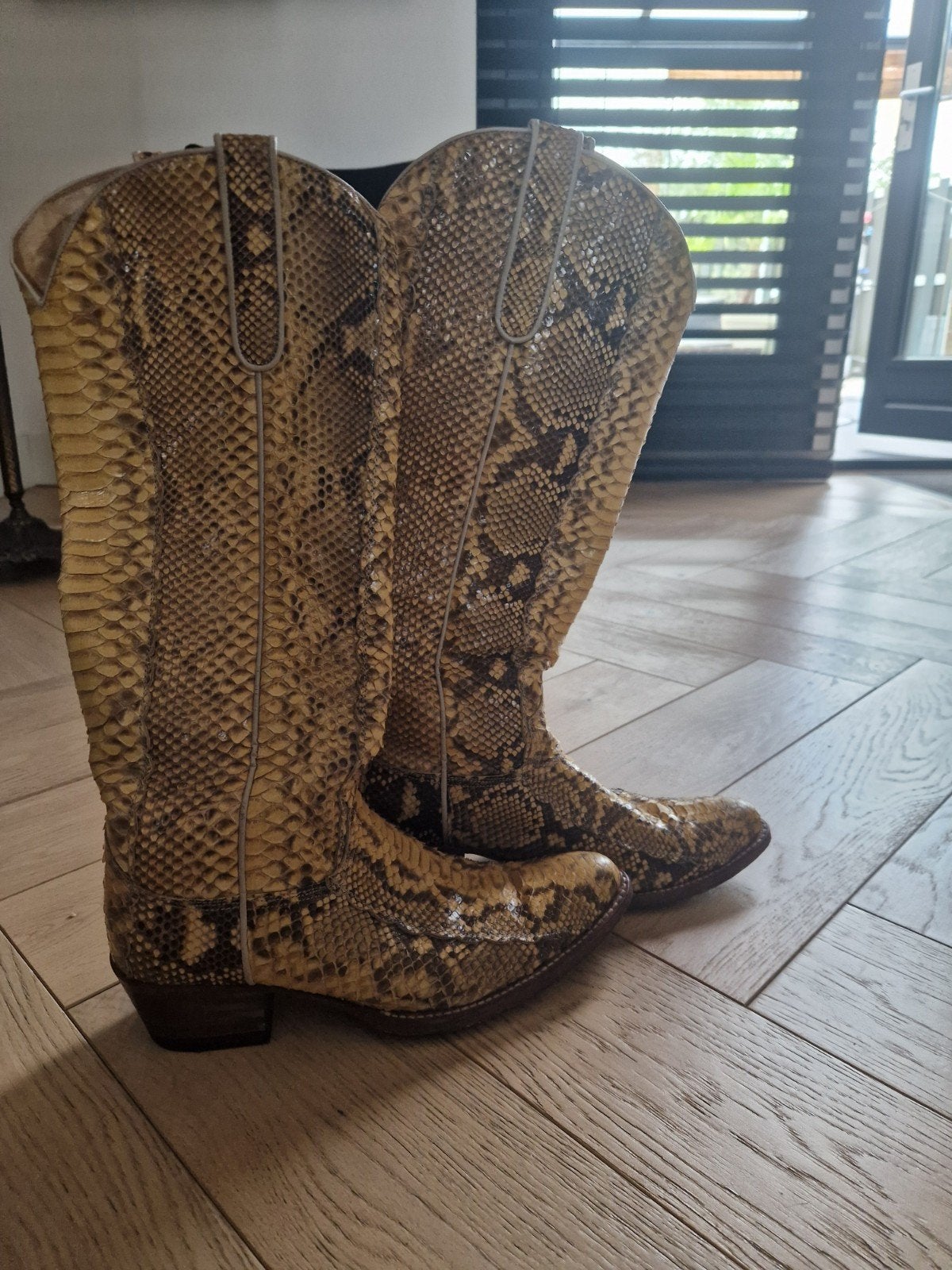 Sendra Python laarzen 37/38, Kleding | Dames, Schoenen, Bruin, Ophalen of Verzenden, Zo goed als nieuw, Hoge laarzen