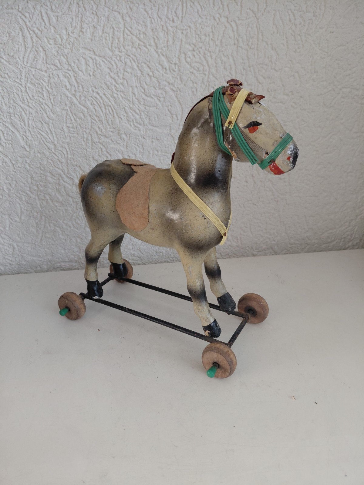 Antiek paardje op wielen, Ophalen of Verzenden
