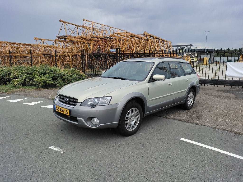 Subaru Legacy Outback 2.5 AWD 2005, Auto's, Subaru, Stof, Legacy, Stoelverwarming, Handgeschakeld